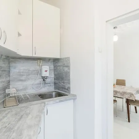римски терми Apartament Warna